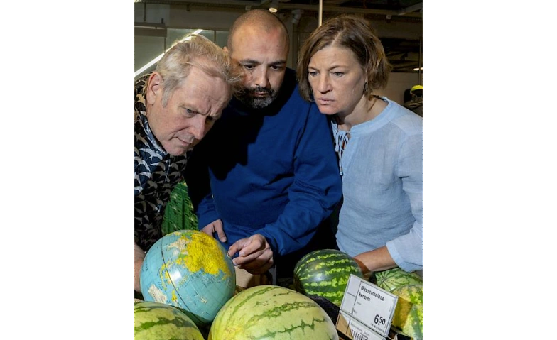 Event-Image for 'In meinem Hals steckt eine Weltkugel'