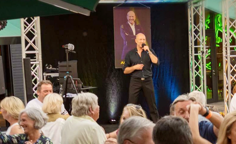 Kultschlager live mit Alex Bender