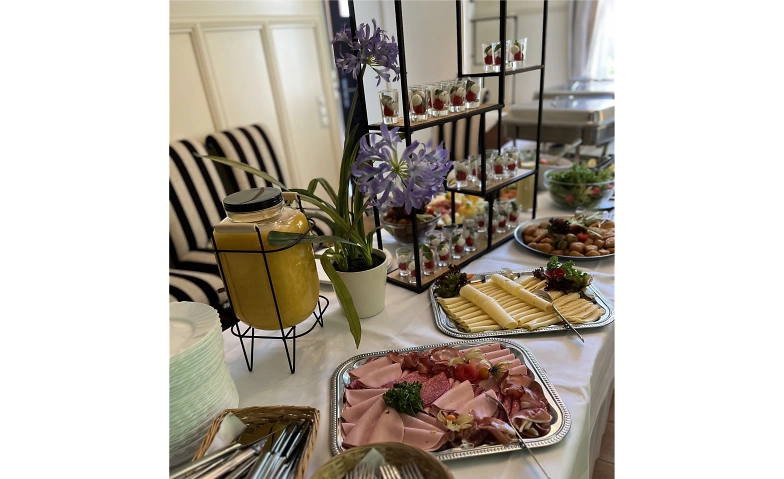 Großer Sonntagsbrunch im Traubenwirt in Siegburg